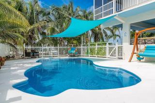 Gone Coastal - Waterfront Pool Home, 50' Dock - 7