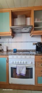 Alojamiento entero luminoso y bien ubicado en Terrassa Barcelona 3habitaciones 2baños - 2