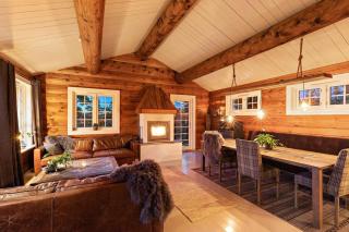 Log Cabin In Evje Surrounded By Activity - 5