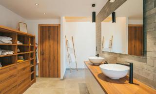 Architect-Designed Villa With Pool Near Mountains - La Londe-les-Maures - 6