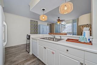 Destin West Sandpiper PH 07 penthouse with bay views sleeps 6 - Fort Walton Beach - 4