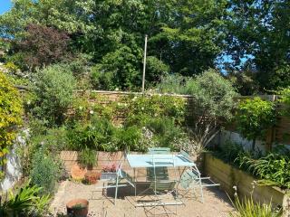 Driftwood House - Deal - 1