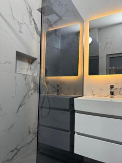 Fishta Apartment - Velipojë - 1