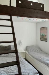 Home With Recycled Finds Near Nature - 6