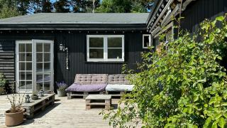 Home With Recycled Finds Near Nature - Græsted - 3