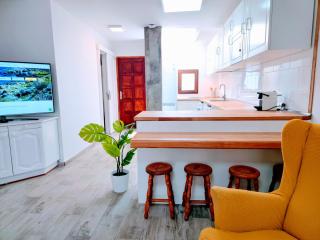 VV Duplex Isla Bonita "by henrypole home" - 3