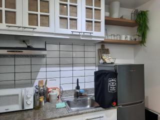Stylish Condo at Mezza 1 with fast WIFI Netflix - Manila - 8