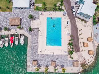 Ocean Isles #123 - Ocean Views, Resort Style Pool - 2