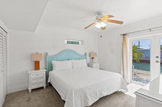 Marlin Manor - Waterfront Home, 55' Dock, 2min to Open Ocean! - 6
