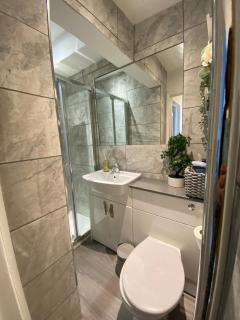 Coastguard Cottage - - 4