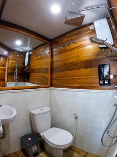 Komodo Cruise 3D2N with Emocean Tour - Monday & Friday Departures - 8