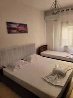 Mei Apartment Near The Sea - Durrës - 4