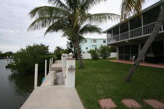 One Particular Harbor - Waterfront Pool Home Near the Beach, 80' Dock - 8