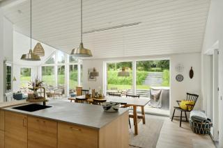 Modern Home With Personal Touch Near Ordrup - Fårevejle - 9