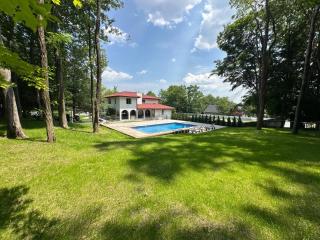 Mediterranean Villa - Monroe - 0