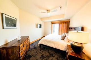 Downwinder - Waterfront 2-Bedroom, 2-Bathroom Suite at REAL Watersports - 5