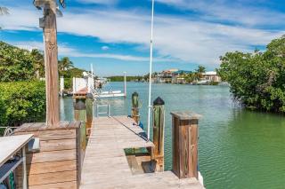 Reel Knotty - Waterfront Pool Home, 35' Dock, Tiki Huts - 8