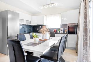 Apartment Desiree Bilice - Sibenik - Bilice (Bilizze) - 0