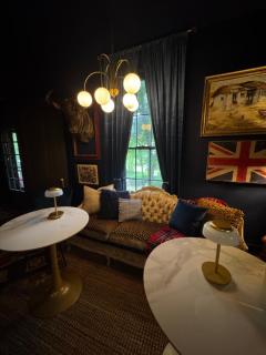 J and M on Capital Boutique Guesthouse - Frankfort - 6