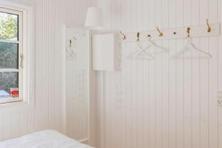 Cottage Life In Intimate Wooden Cabin - Dronningmølle - 2
