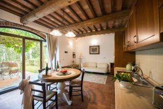 Apartment In The Tuscan Countryside - 8