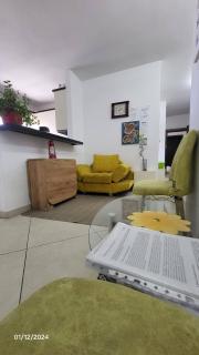 Room in BB - 1 Single room with balcony and city view - Tirana - 2
