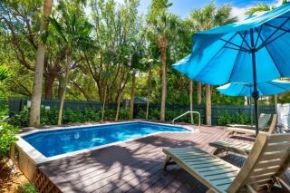 Salty Sanctuary - Private Luxury Villa w Pool - 8