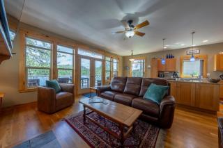 Loon Lakeside Dockside Retreat - Loon Lake - 6