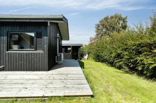 Find Peace In Cosiest Setting With Sea Glimpse - Assens - 4