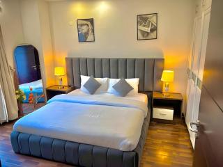 Elysium Tower Designer Apartments Facing Centaurus Mal Islamabad - Islamabad - 2