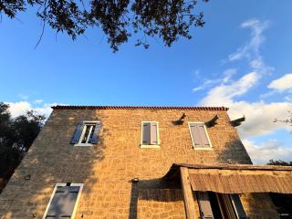 Maison de maître en pierre de 1831 avec vue sur la mer à Porticcio - 4