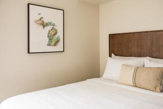 The Vic by Kasa - Traverse City - 9