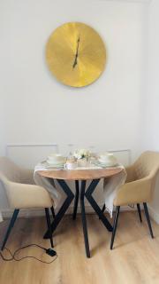 Brits-Halley Luxury Apartments - Annfield Plain - 8