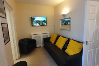1 bed coastal apartment-Sleeps 4 - 5 min to Beach - Ilfracombe - 5
