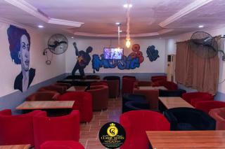 Classic Chillout Suite - Ilorin - 7