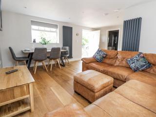 Fern Cottage - Biddulph - 3
