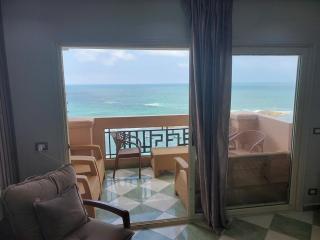 Sea View 3BR High Floor AC WI-FI - Alexandria - 0