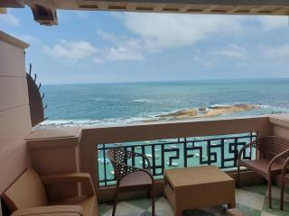 Sea View 3BR High Floor AC WI-FI - Alexandria - 9