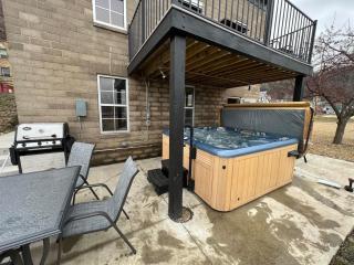 Dragonfly loft, hot tub, river views - Fountain City - 6