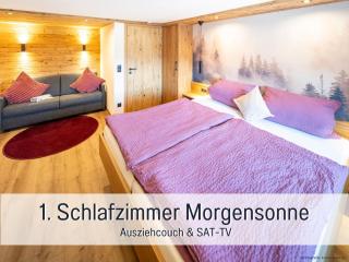 Ferienhof Eger - entspannter Urlaub mit Baby & Kleinkind - wahlweise top modern oder günstige Fewos - ruhig am Ende der Straße - Kälbchen füttern - Traktor fahren - Freie Fahrt mit den Hörnerbahnen in Sommersaison - E-Ladestation - E-bike Verleih ab Hof - Immenstadt im Allgäu - 9