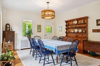 Stunning Victorian Estate with Lap Pool Gardens and Huge Porch - Georgetown - 8