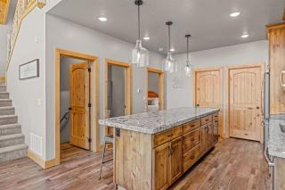 Aspen Acre Luxury Retreat - 3