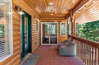 Mallard Manor Hot Tub - 7