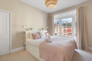 Victorian Beach House - North East Escapes - Saltburn-by-the-Sea - 8