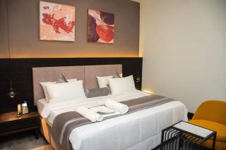 The Thribeka Hotel - Mama - 2