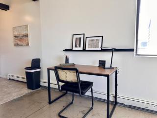 Westown Studio Apt Near Fiserv Baird and Theater District - Milwaukee - 6