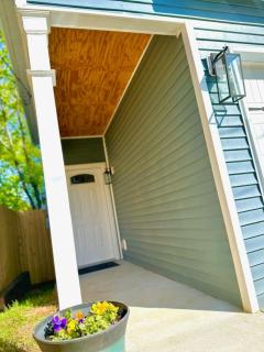 HOUSE OF ROCK - DOWNTOWN, RUPP ARENA, KEENELAND, HORSE PARK - 9