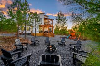 Hidden Pearl-modern bunkroom gameroom playground hottub - Broken Bow - 5
