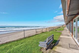 Oceanfront Suite - Ground Floor - 4