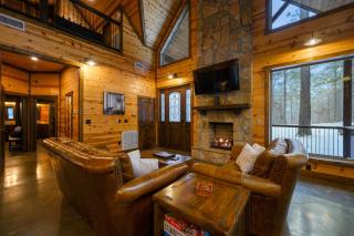 Logged Out-bunkroom-king suites-open space-hot tub - 6
